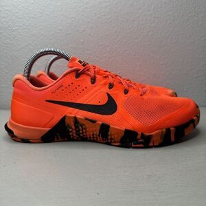 Nike Men's Athletic Shoes - Orange and Black